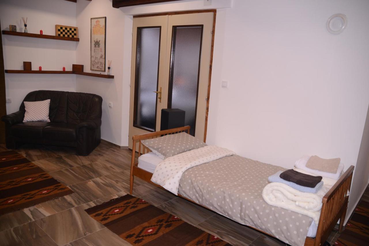 Vikend Kuca Maksimovic Villa Mataruska Banja Kültér fotó